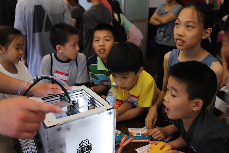 It's like magic the first time you see it and you can't take your eyes away from the 3D printer! 