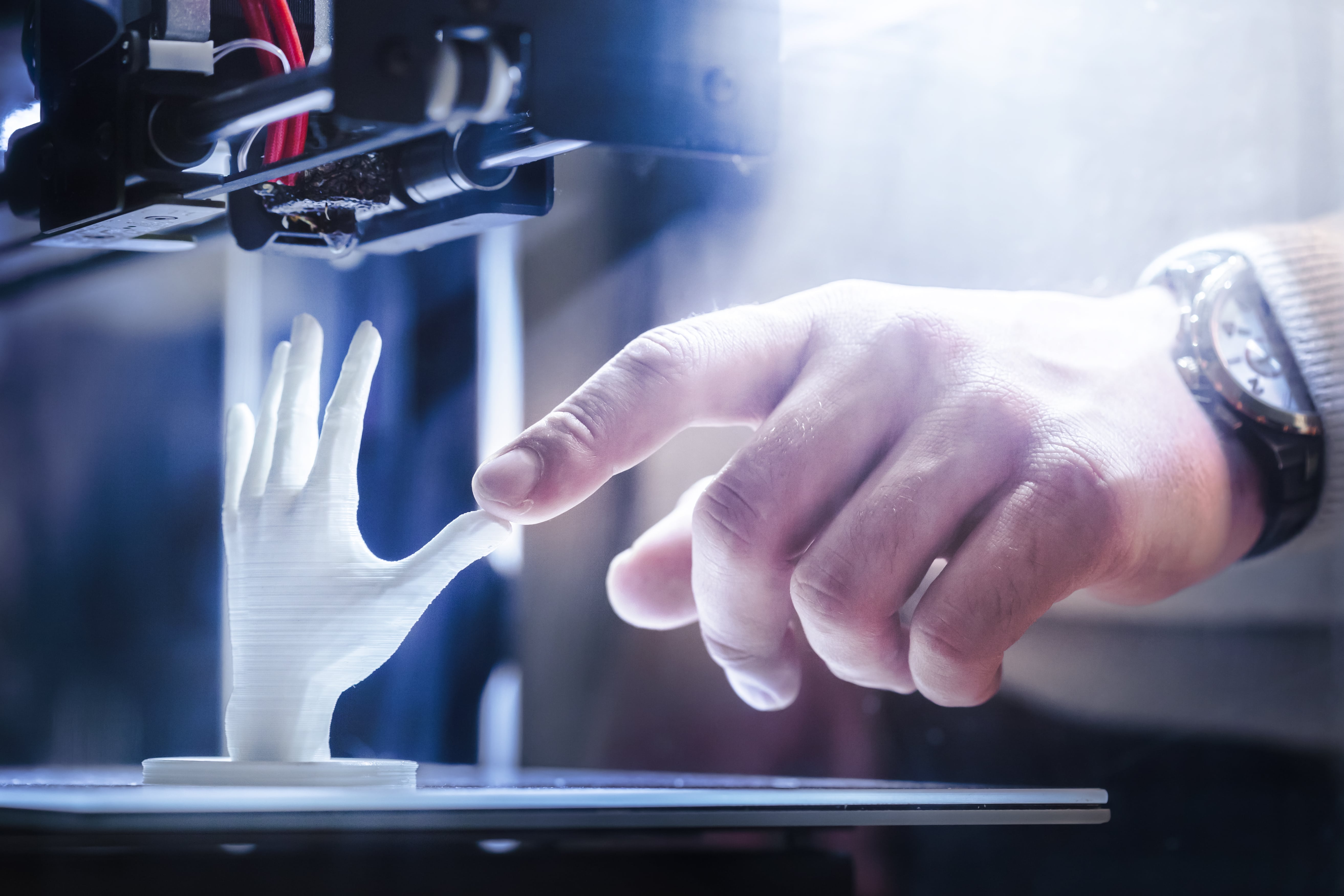 FDM vs. SLA: Shaping the Future of Manufacturing with 3D Printer Innovations